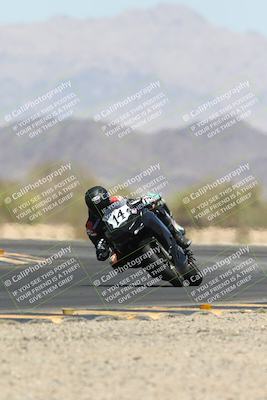 media/Apr-20-2025-CVMA (Sun) [[39090e8767]]/Race 11-500-350 Supersport (Holeshot)/